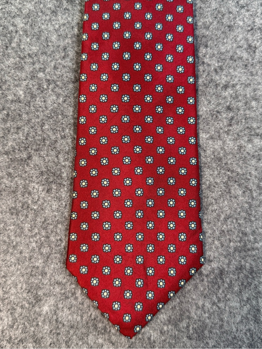 Vintage The Custom Shop Red Floral Necktie Handmade Imported Silk Tie - Picture 2 of 7